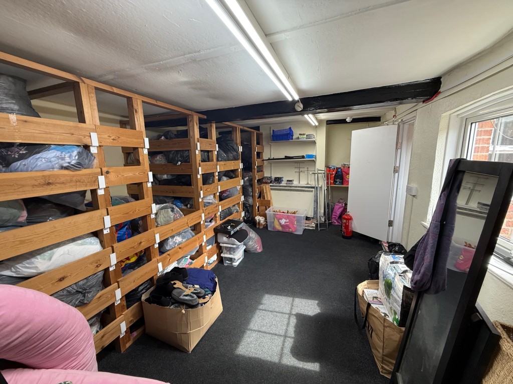 Lot: 124 - FREEHOLD INVESTMENT - Storage room